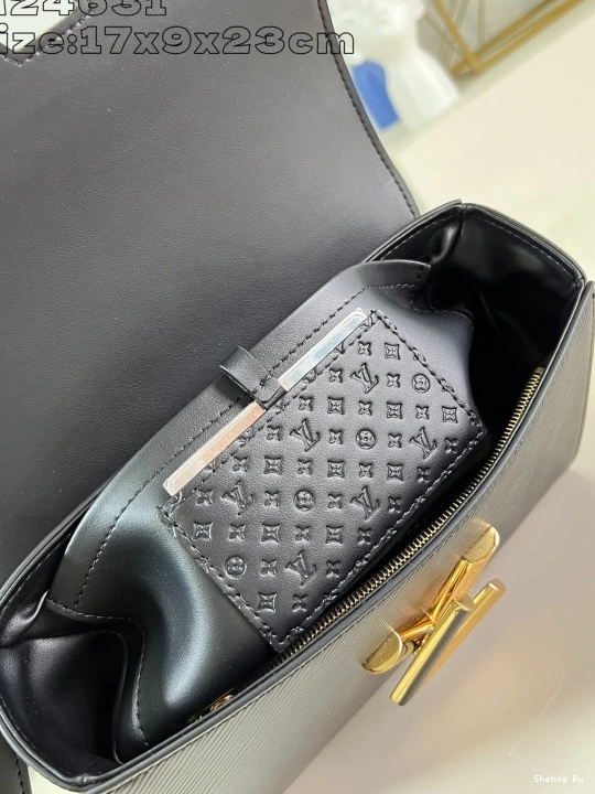 MM-23*17*9.5CM VUITTON TWIST LOUIS 0712